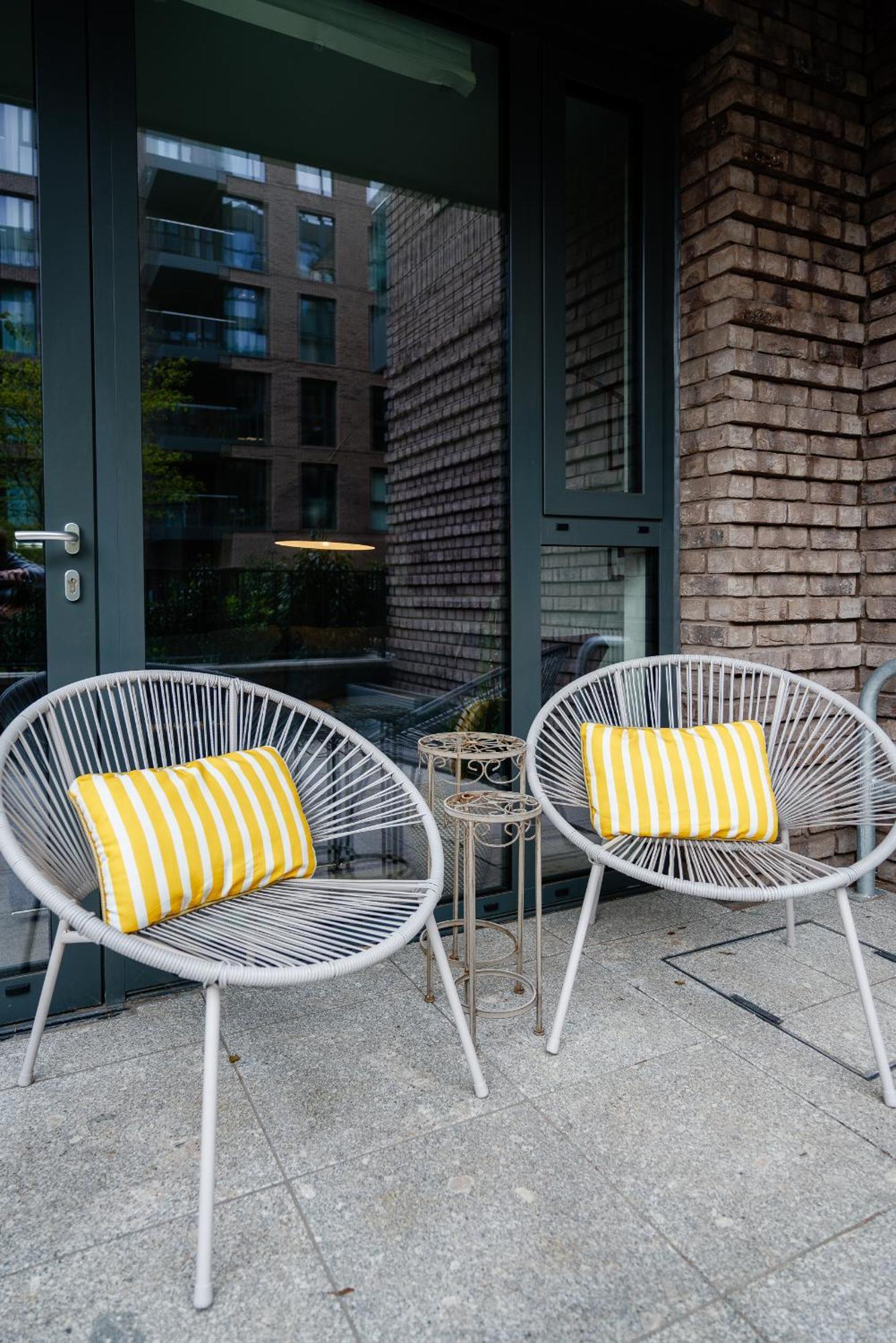Lovely 1-bed In Apartamento *